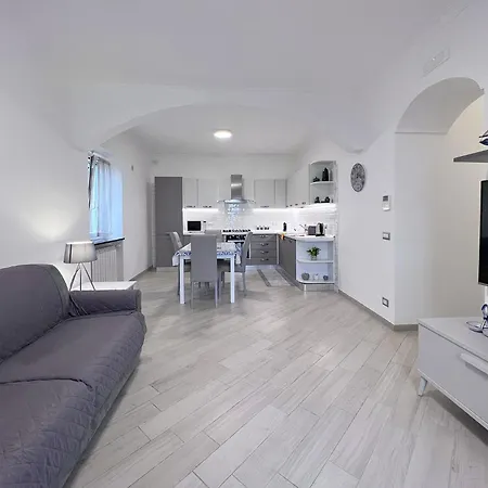 Giulia Apartament