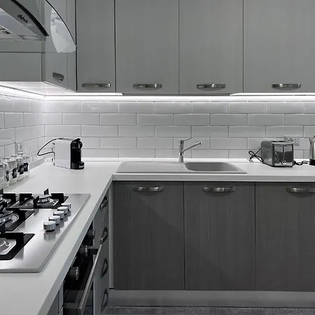 Giulia Apartment *