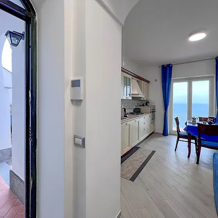 Apartment Giulia *