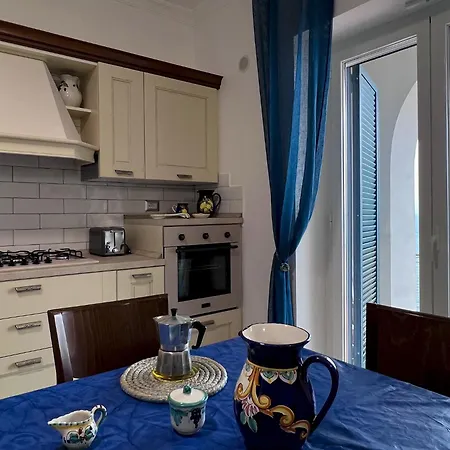 Giulia Apartment *