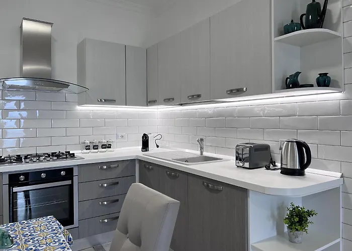 Giulia Амальфі